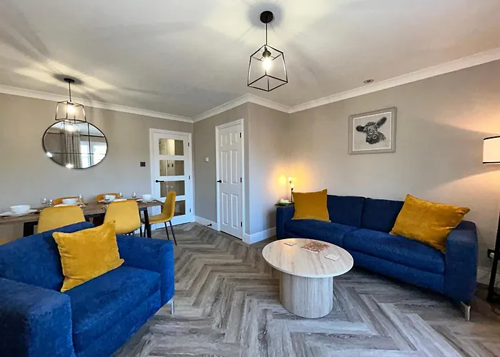 Stylish Stay In Central Canterbury With Parking